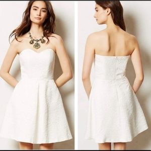 New, never worn Hunter Dixon by Hunter Bell White Strapless Jacquard Dress 8